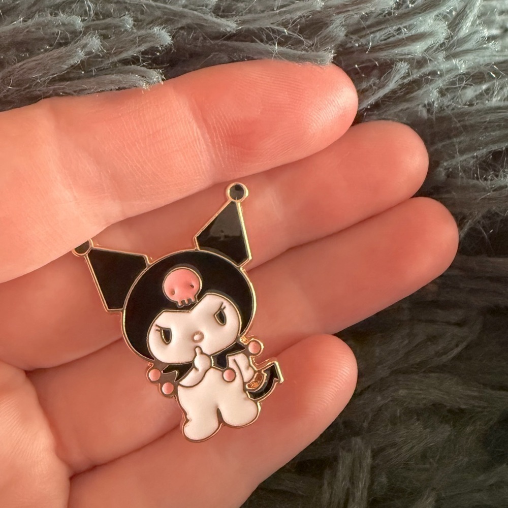 Women’s Jewelry Adorable Hello Kitty Kuromi Enamel Pin Brooch-Black & White